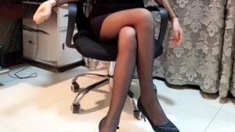 国产丝袜穿脱视频,国产丝袜轻松穿脱全解析