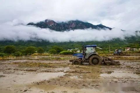 国产农机制造视频